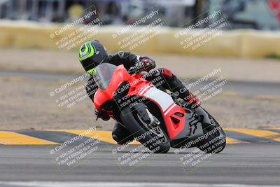 media/Jan-15-2023-SoCal Trackdays (Sun) [[c1237a034a]]/Turn 2 Set 2 (1155am)/